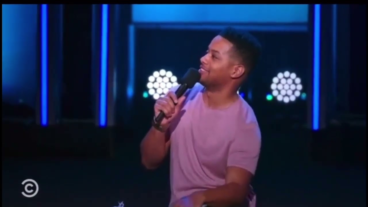 Ron G performing Dating while broke on stage